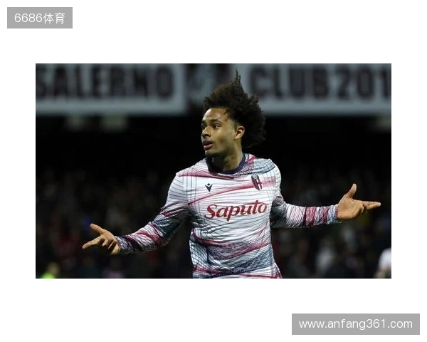 记者:齐尔克泽有可能会离队,曼联有信心从他身上收回转会费 记者:齐尔克泽有可能会离队,曼联有信心从他身上收回转会费